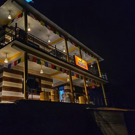 Nomads Hostel Tosh Eksteriør bilde
